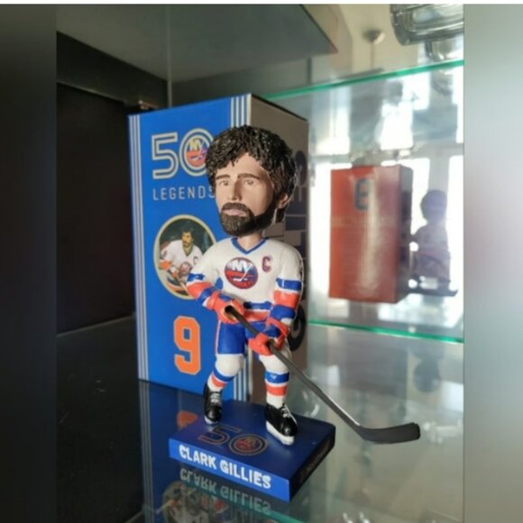 🎄🎄🎁NHL New York Islanders Clark Gillies Bobblehead New In Box✨️✨️ - Picture 2 of 4